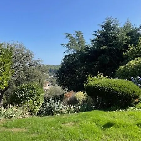 Domaine Des Tuilières Avec Jacuzzi * Vallauris